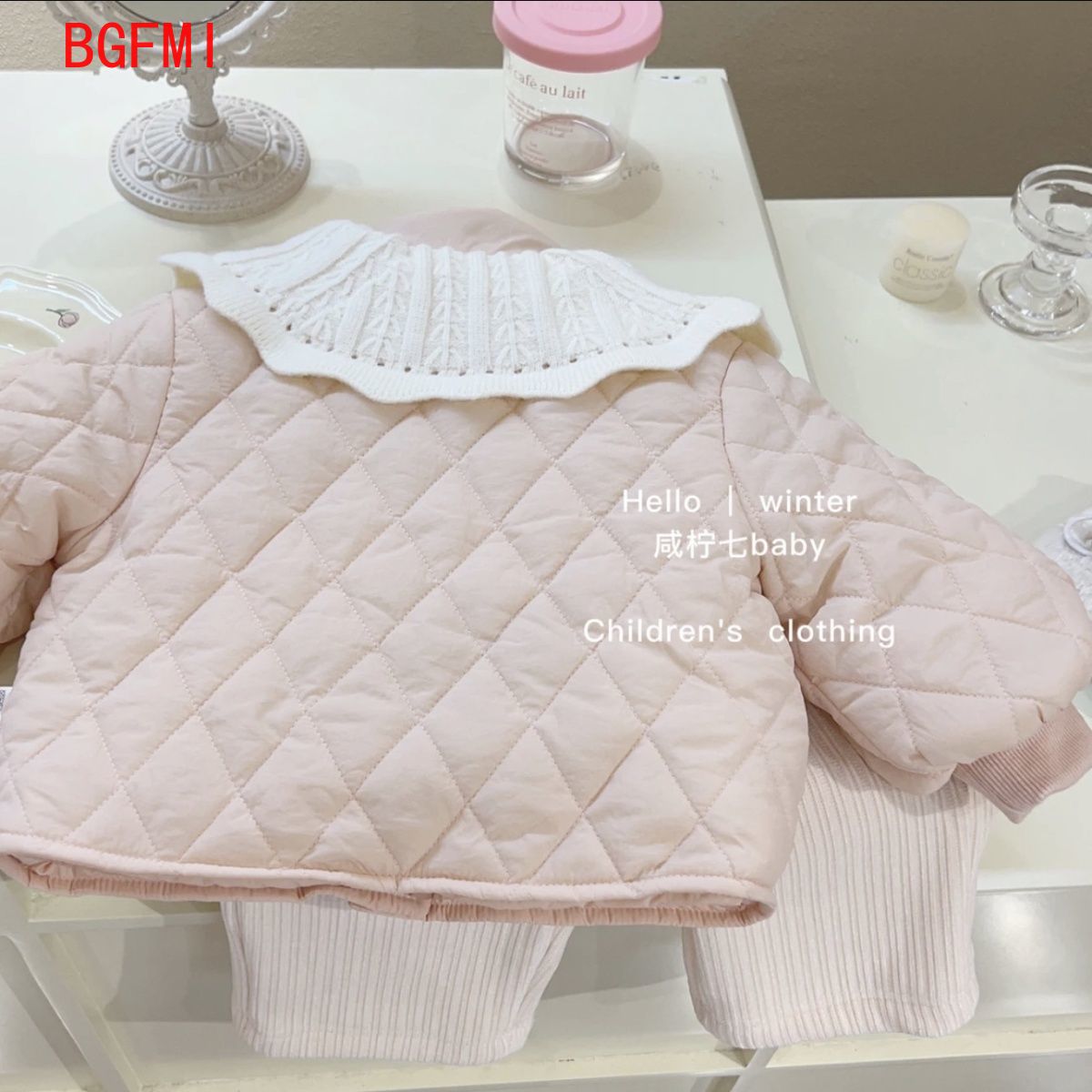 الفتيات الوردي المخملية معطف ا - مراجعة Baby Clothing Quilt وسعره